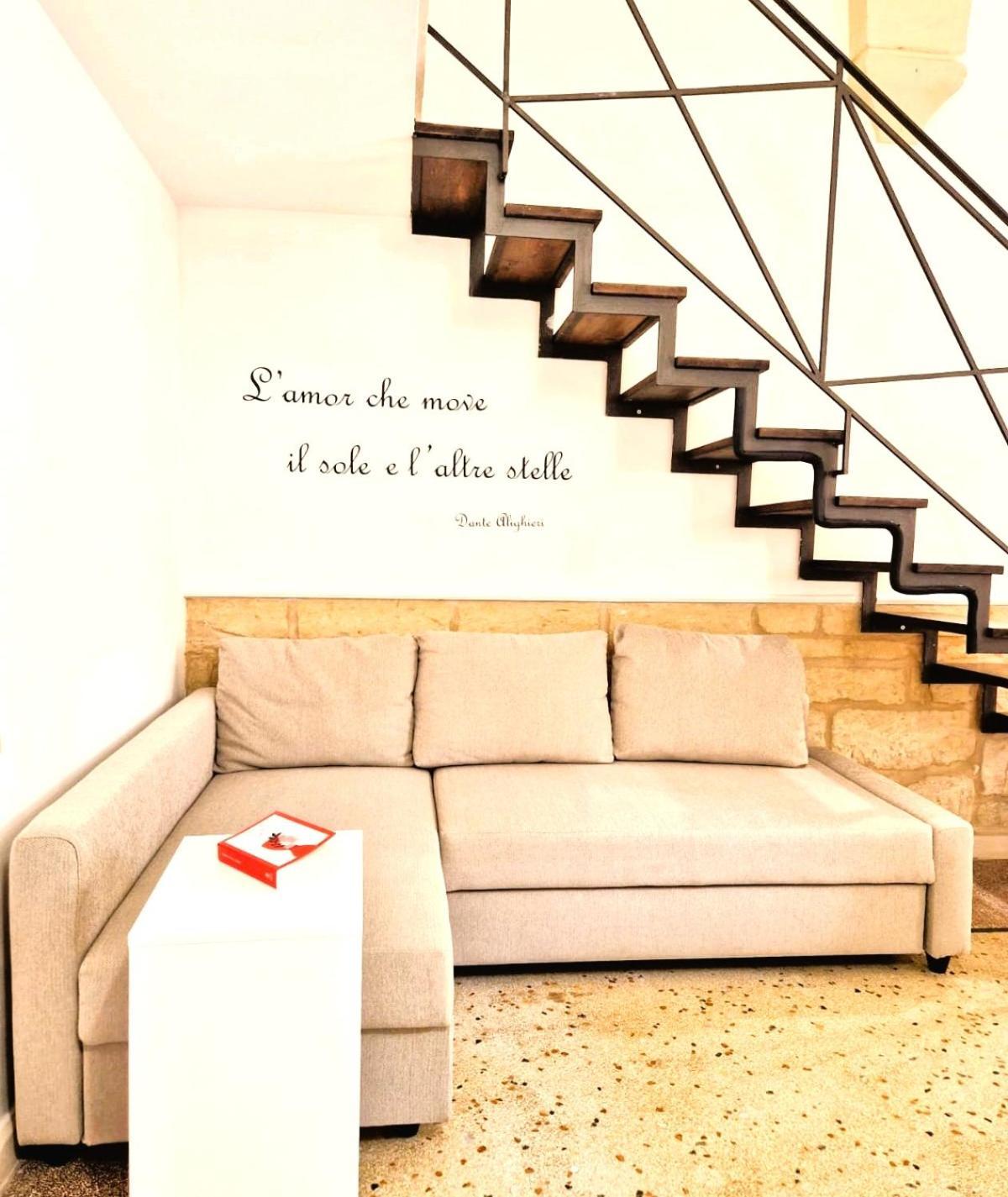 Casa Dante Deliziosa Casa A Due Passi Dal Centro Villa เลชเช ภายนอก รูปภาพ