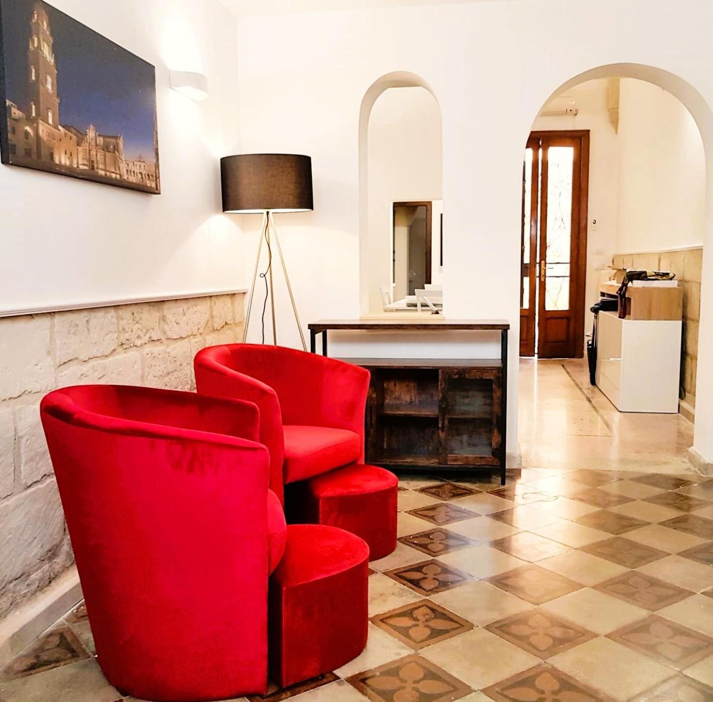 Casa Dante Deliziosa Casa A Due Passi Dal Centro Villa เลชเช ภายนอก รูปภาพ